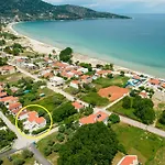 Elena Nina 아파트호텔