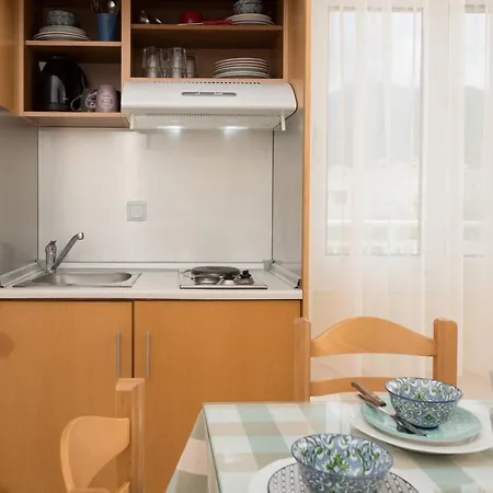 Elena Nina Hotel apartamentowy