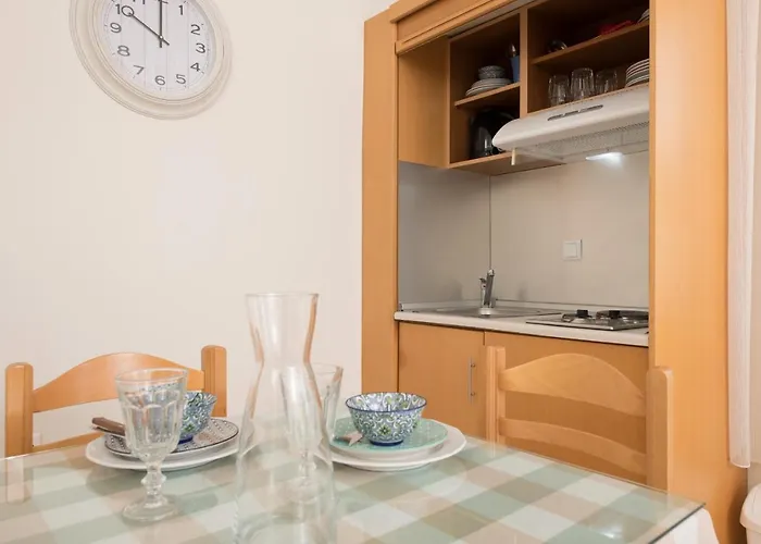 Апарт-отель Elena Nina