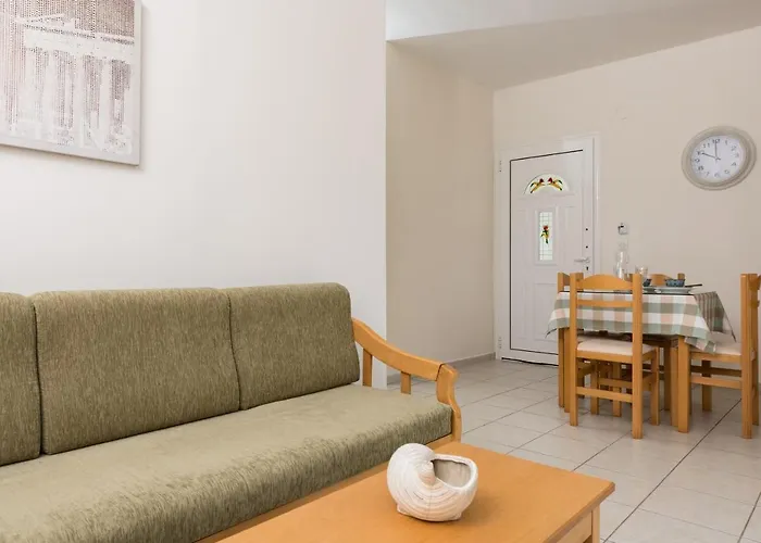 Elena Nina Апарт-отель Скала-Потамиас