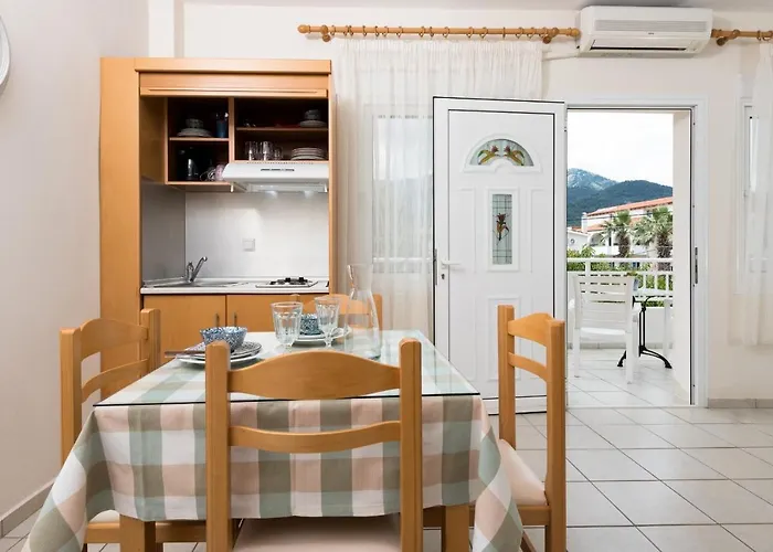 Апарт-отель Elena Nina 4*